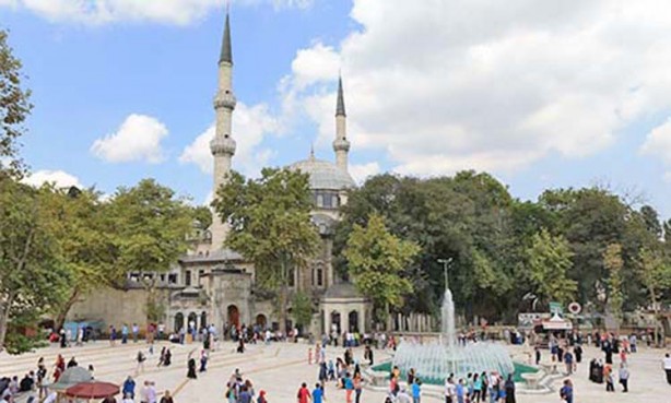 Foto - İstanbul’un önemli camilerinden bazılarını sizler için derledik: Peki sizin tercihiniz neresi? ‘Bayram Namazı’nı hangi camide kılmalı?