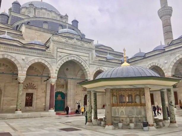 Foto - İstanbul’un önemli camilerinden bazılarını sizler için derledik: Peki sizin tercihiniz neresi? ‘Bayram Namazı’nı hangi camide kılmalı?