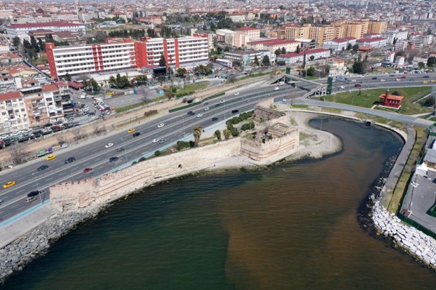 Foto - İstanbul'un sahillerinde kirlilik! Vatandaşlar tepkili