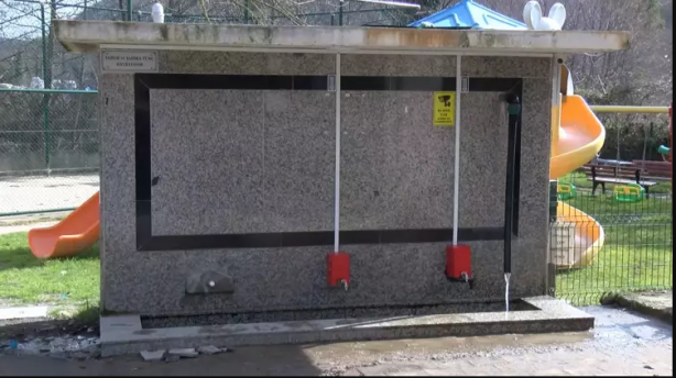 Foto - İstanbul’un teee bir ucundan oraya akın ediyorlardı! 50 bidonla su almaya gelenlere karşı böyle çözüm buldular! "Yok artık" diyeceksiniz 