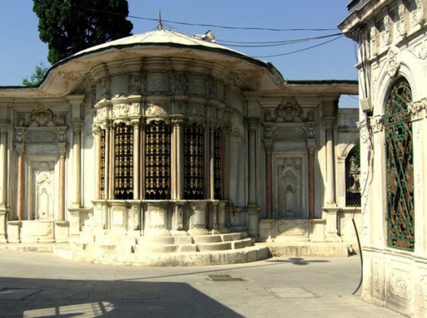 Foto - İstanbul'un yatır ve türbeleri