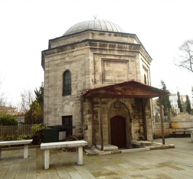 Foto - İstanbul'un yatır ve türbeleri