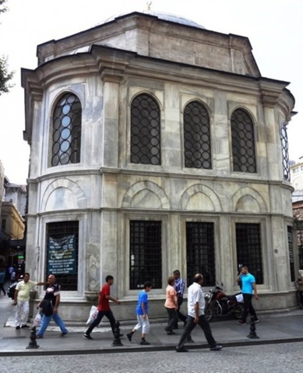 İstanbul'un yatır ve türbeleri