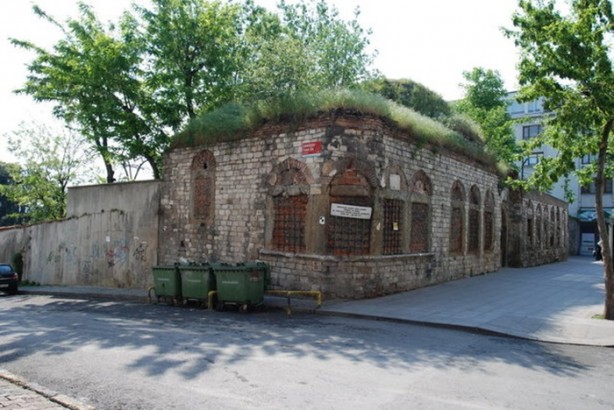 Foto - İstanbul'un yatır ve türbeleri