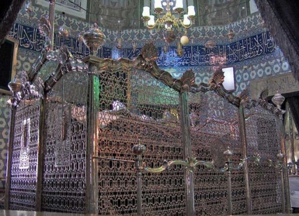 Foto - İstanbul'un yatır ve türbeleri