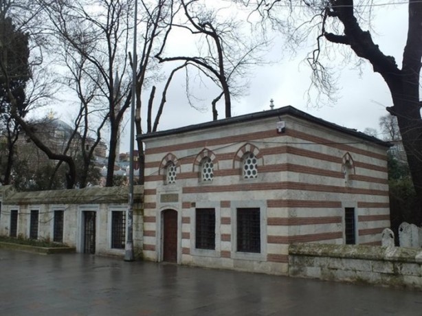 Foto - İstanbul'un yatır ve türbeleri