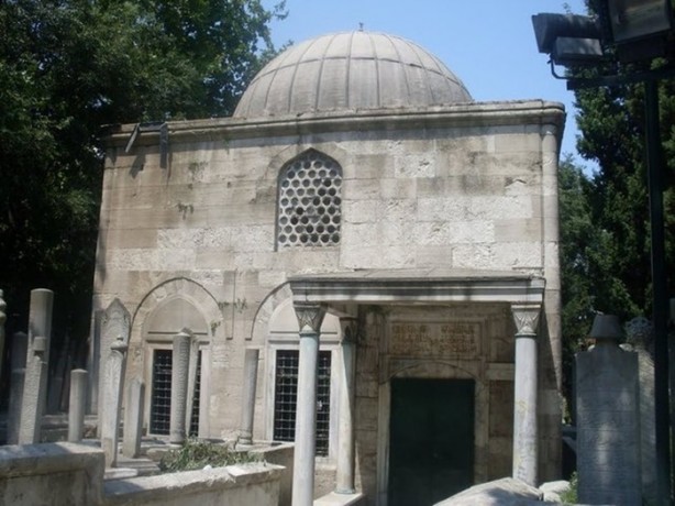 Foto - İstanbul'un yatır ve türbeleri
