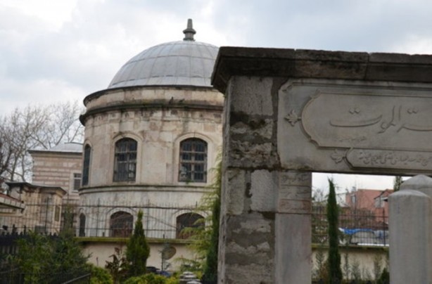 Foto - İstanbul'un yatır ve türbeleri