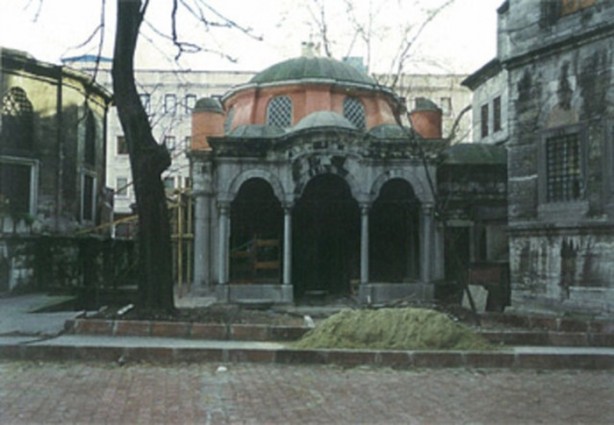 Foto - İstanbul'un yatır ve türbeleri