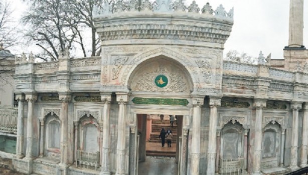 Foto - İstanbul'un yatır ve türbeleri