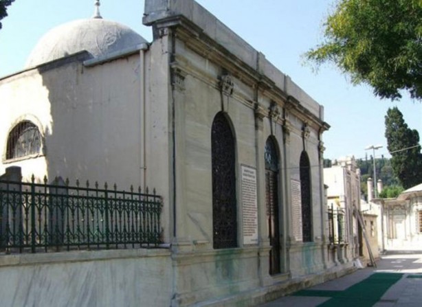 Foto - İstanbul'un yatır ve türbeleri