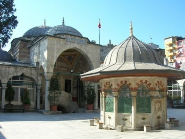 Foto - İstanbul'un yatır ve türbeleri