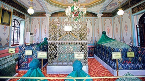 Foto - İstanbul'un yatır ve türbeleri