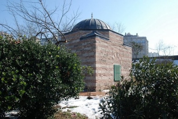 Foto - İstanbul'un yatır ve türbeleri