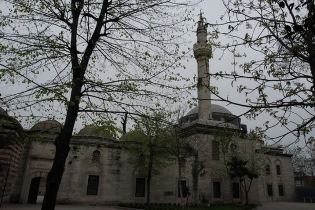 Foto - İstanbul'un yatır ve türbeleri