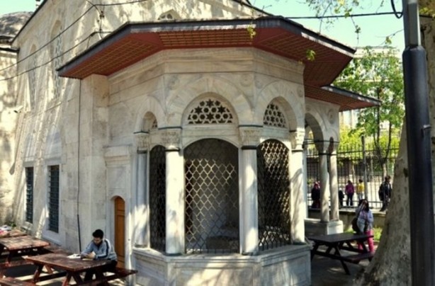 Foto - İstanbul'un yatır ve türbeleri