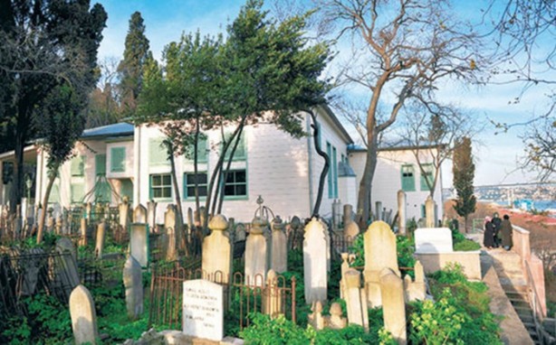 Foto - İstanbul'un yatır ve türbeleri