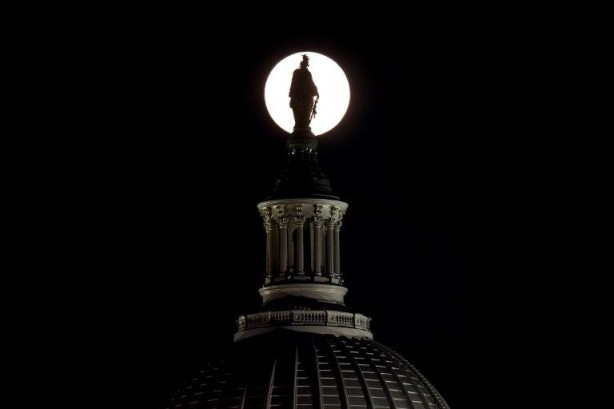 Foto - İşte 2019'un ilk ay tutulması (Süper Kanlı Kurt Ay)