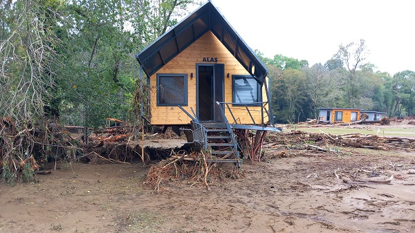 Foto - İşte 6 kişiye mezar olan bungalovlar