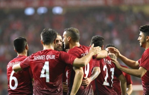 Foto - İşte A Milli Takımın EURO 2016 forma numaraları