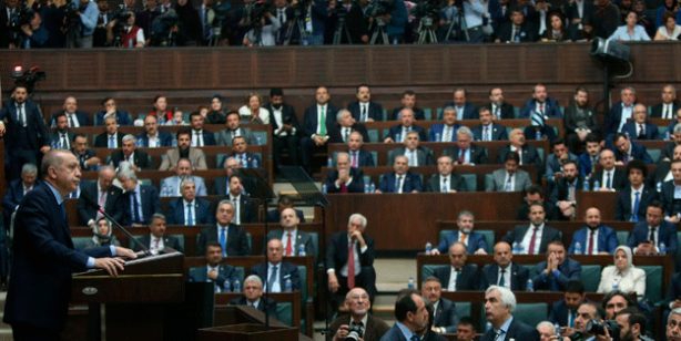 İşte AK Parti'nin milletvekili tam aday listeleri