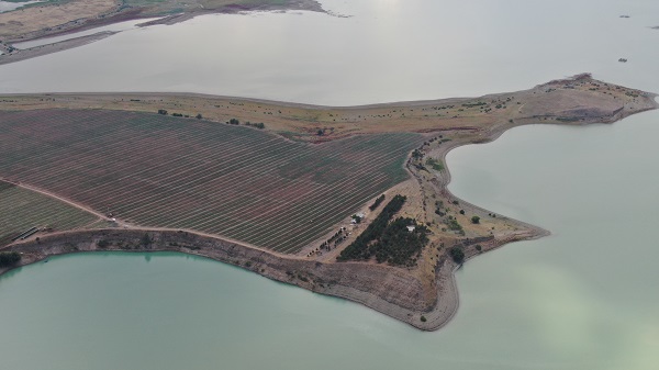 Foto - İşte Anadolu'nun en büyük adası! Denizi olmayan Sivas'ta ada satıldı