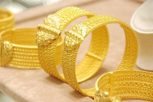 Foto - İşte araba fiyatına satılan bilezik