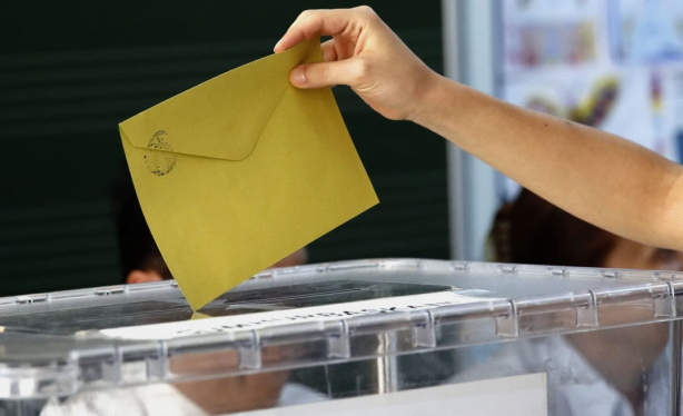 Foto - İşte Başkan Erdoğan'ın masasındaki anket! "Vatandaş bir ceza verdi"