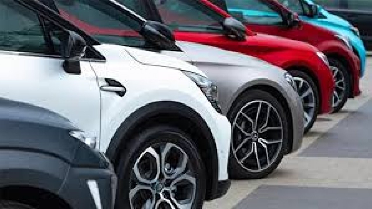 İşte bayiden çıkar çıkmaz fiyatları çakılan otomobiller! Kontağı çevirir çevirmez yarısı uçup gidiyor