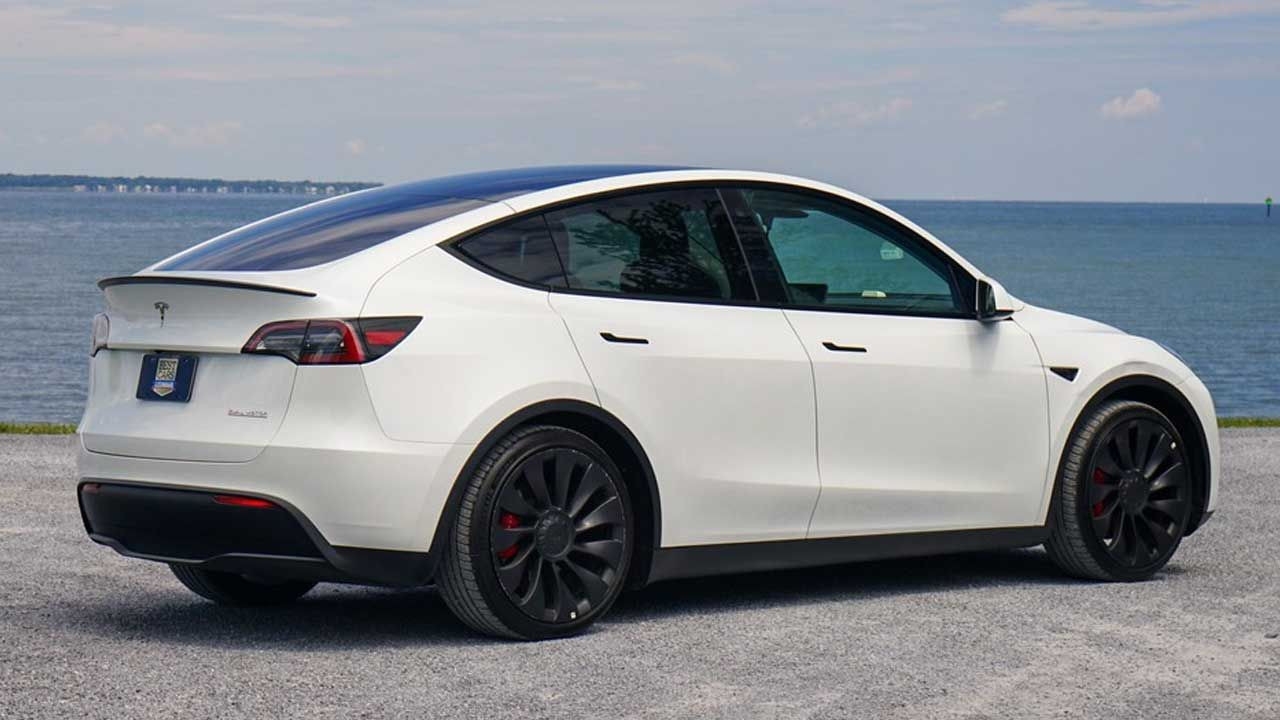 Foto - İşte bayiden çıkar çıkmaz fiyatları çakılan otomobiller! Kontağı çevirir çevirmez yarısı uçup gidiyor