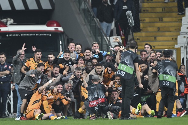 Foto - İşte Beşiktaş'ın ilk teknik direktör adayı! İstanbulspor maçı öncesi gelebilir...