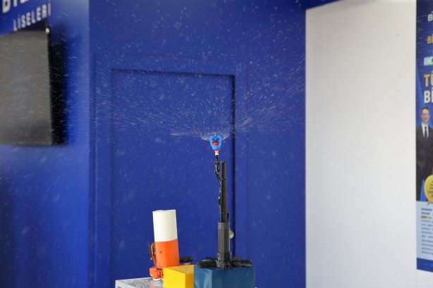 İşte böyle çocuklar! Liseli gençlerden bomba icat