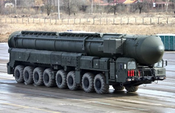 Foto - İşte bu hiç hesapta yoktu! Kıyamet füzesi ateşlenmek üzere sığınaktan çıkarıldı