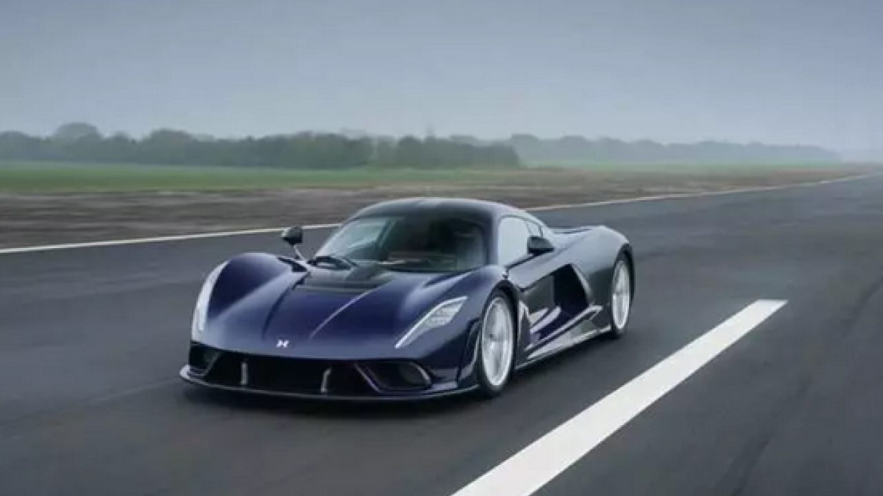 Foto - İşte bu yıl piyasaya sürülecek en güçlü otomobiller! Gücün sınırlarını zorlayan otomobiller