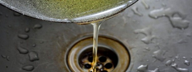 Foto - İşte buna şapka çıkarılır! Atık yağı toplayıp getirene deterjan verilecek