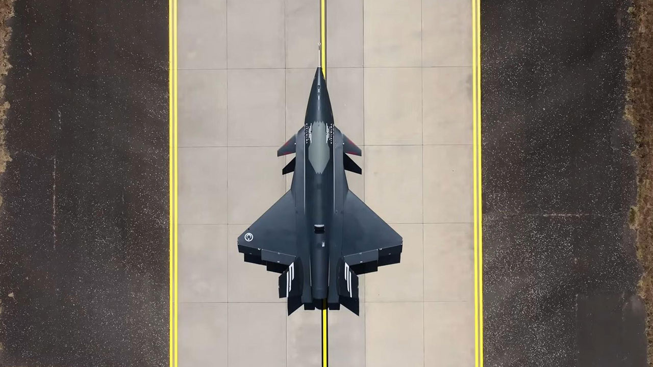 İşte bunu beklemiyorlardı! Bayraktar Kızılelma'ya emir verildi