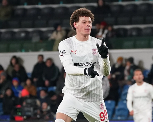 Foto - İşte bunu beklemiyorlardı: Galatasaraylı ismin peşine düştüler! Akılalmaz adımı başlattılar…