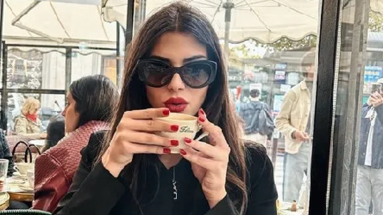 Foto - İşte çöpten meyve toplayanları savunuyor görünen CHP’lilerin bileklik hassasiyeti kaç liraymış?