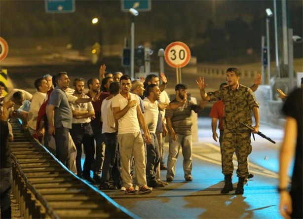 Foto - İşte dakika dakika darbe girişimi!