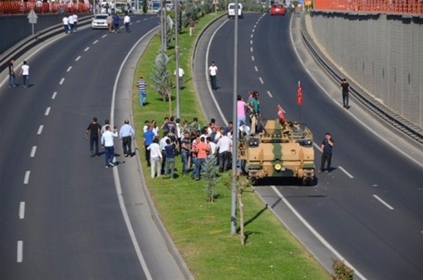 Foto - İşte darbe girişiminden geriye kalanlar