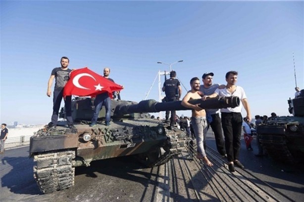Foto - İşte darbe girişiminden geriye kalanlar