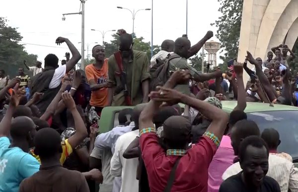 Foto - Darbe girişiminden ilk görüntüler! Mali'de son durum