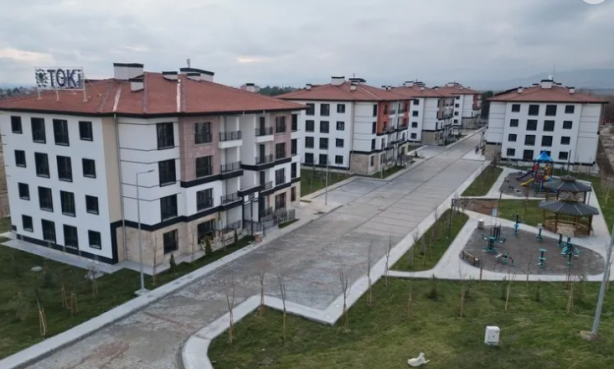 Foto - İşte depremzedelerin yeni yuvaları! 'Rantsal dönüşüm' diyen utanmazlara gelsin