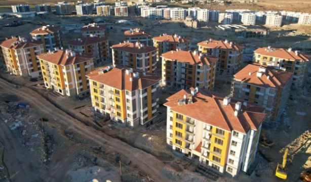 Foto - İşte depremzedelerin yeni yuvaları! 'Rantsal dönüşüm' diyen utanmazlara gelsin