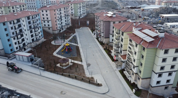 Foto - İşte depremzedelerin yeni yuvaları! 'Rantsal dönüşüm' diyen utanmazlara gelsin