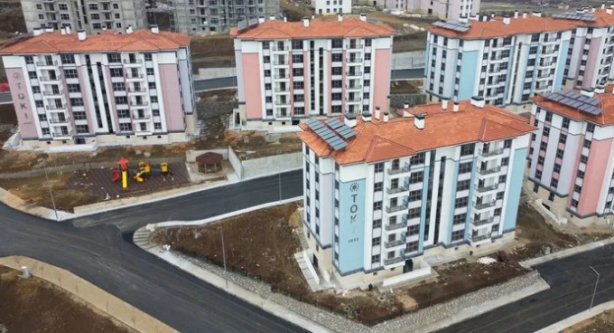 Foto - İşte depremzedelerin yeni yuvaları! 'Rantsal dönüşüm' diyen utanmazlara gelsin