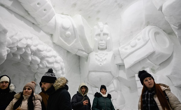 Foto - İşte dünyanın en büyük kar labirenti