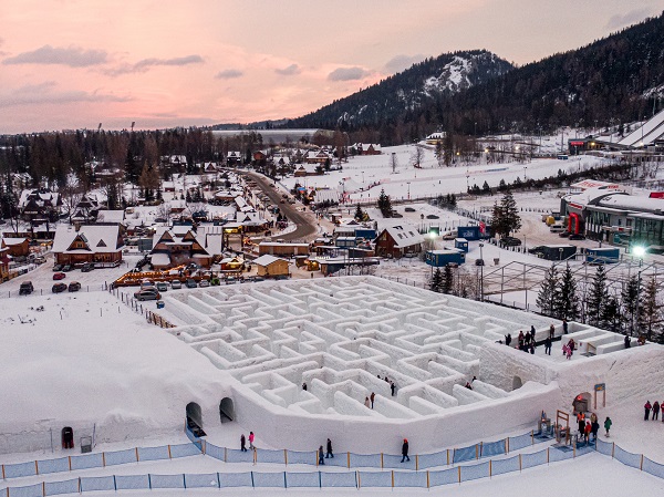 Foto - İşte dünyanın en büyük kar labirenti