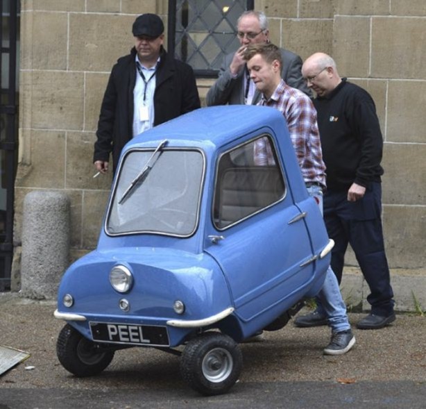 Foto - İşte dünyanın en küçük arabası