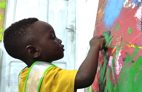 Foto - İşte dünyanın en küçük ressamı